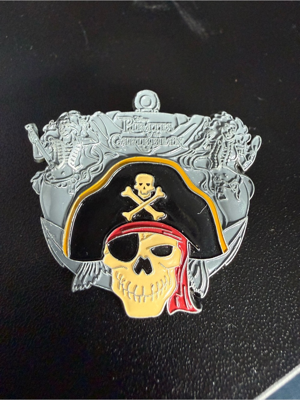 Disney Parks Pirates Of The Caribbean 3D Skull Pin OE 2022